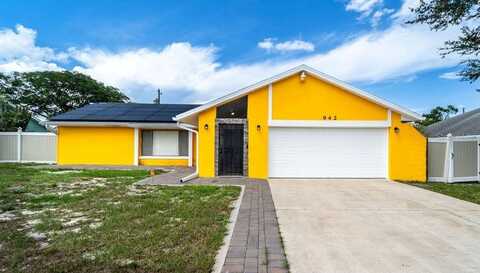 942 WILMINGTON DRIVE, DELTONA, FL 32725