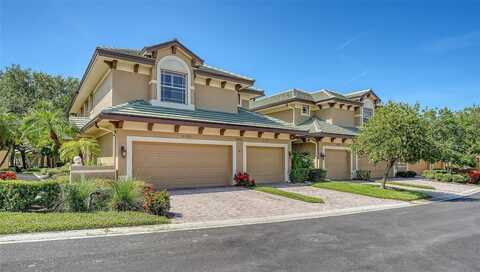 6422 MOORINGS POINT CIRCLE, LAKEWOOD RANCH, FL 34202
