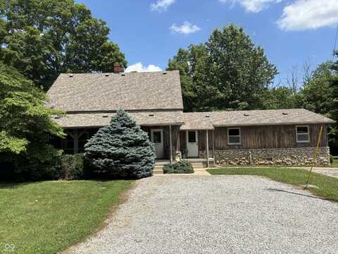 810 N Fort Wayne Road, Rushville, IN 46173