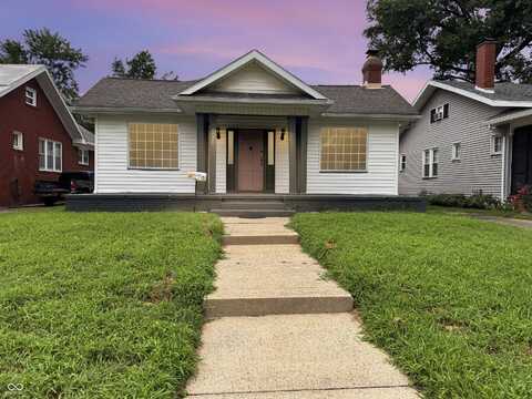 1028 Ravenswood Drive, Evansville, IN 47714