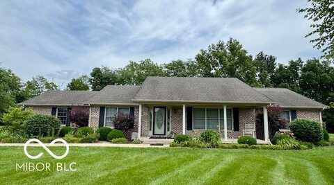 1042 W Oak Hill Crossing, Crawfordsville, IN 47933