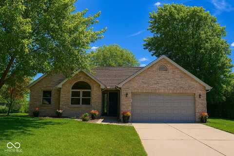 3363 Paddington Drive, Columbus, IN 47203