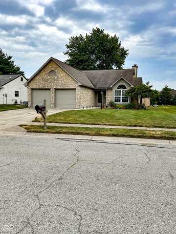 11437 Cherry Blossom Drive E, Fishers, IN 46038