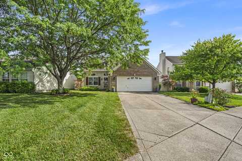 10832 Washington Bay Drive, Fishers, IN 46037