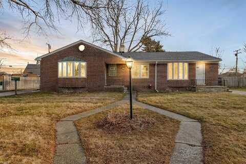 23038 Raymond, Saint Clair Shores, MI 48081