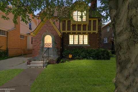 4151 Courville, Detroit, MI 48224