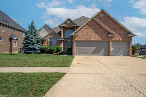 19391 Springbrook Dr, Macomb, MI 48044