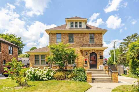 1445 Grayton, Grosse Pointe, MI 48230