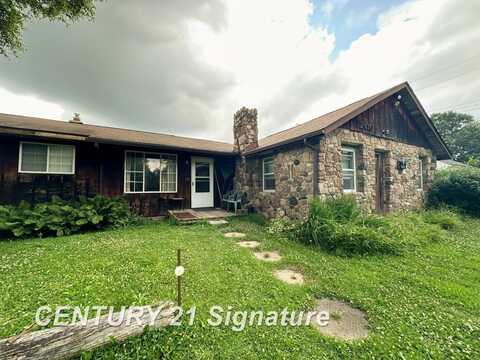 2410 Jossman, Holly, MI 48442