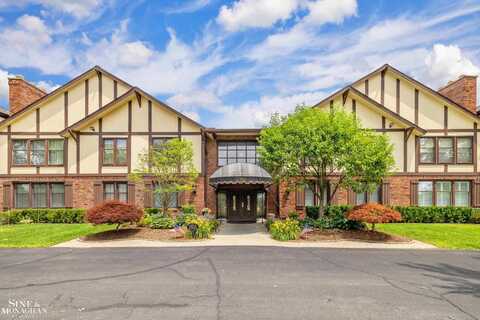 1750 Vernier, Grosse Pointe Woods, MI 48236