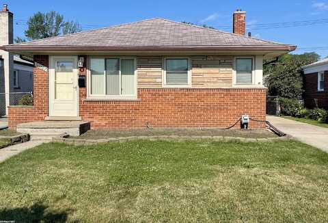 30207 Taylor, Saint Clair Shores, MI 48082