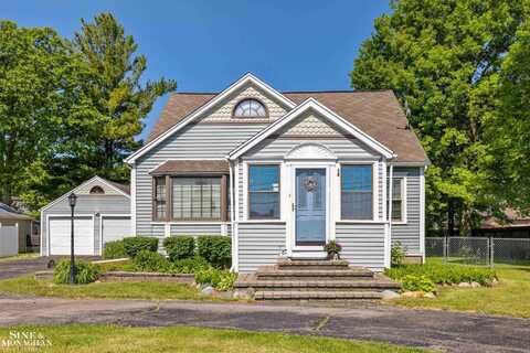 1610 Oakland, Saint Clair, MI 48079