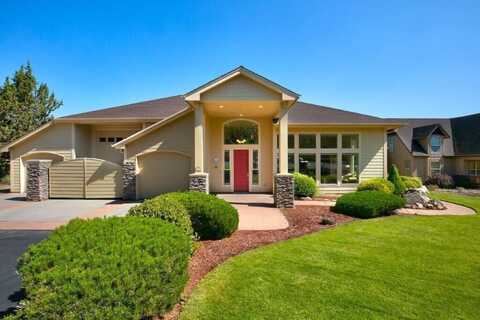 8939 Eagle Crest Boulevard, Redmond, OR 97756