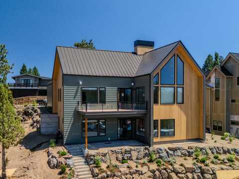 3036 NW Polarstar Court, Bend, OR 97703
