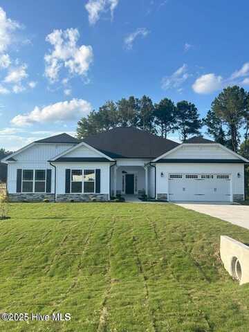 5677 Red Oak Battleboro Road, Battleboro, NC 27809