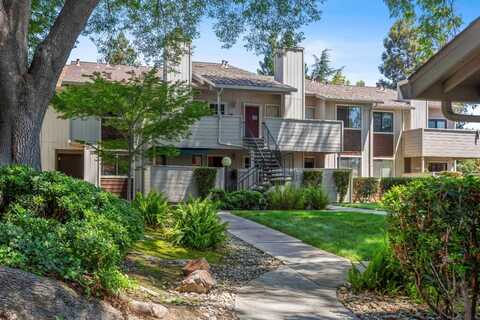 3852 Panda PL, SAN JOSE, CA 95117