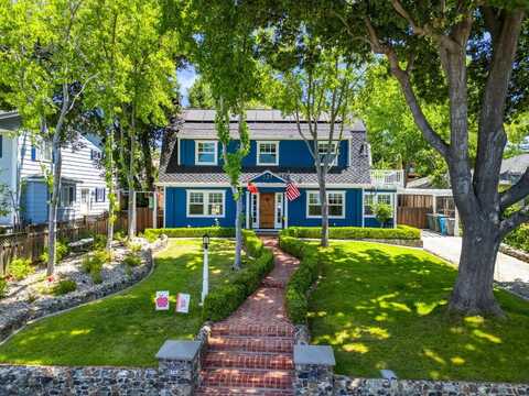 327 Crest DR, San Jose, CA 95127