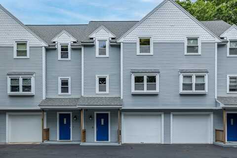116 Turnpike Rd, Chelmsford, MA 01824