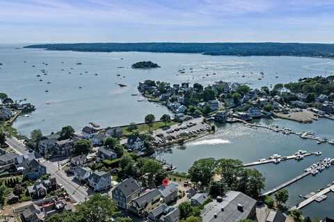 4 Fisherman Way, Gloucester, MA 01930
