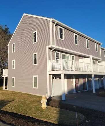 22 Collins St, Danvers, MA 01923