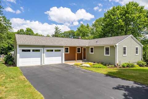 83 Hardy Dr, Leominster, MA 01453