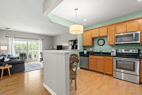 36 Abigail Way, Reading, MA 01867
