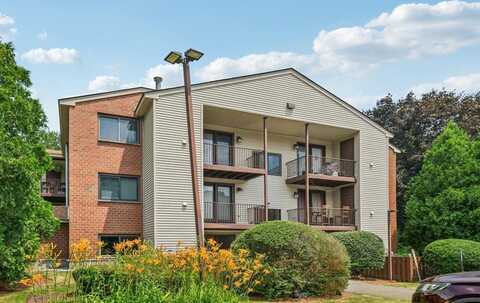 189 Littleton Rd, Chelmsford, MA 01824