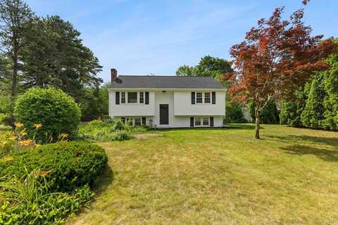 37 Roxanne Sq., North Attleboro, MA 02760