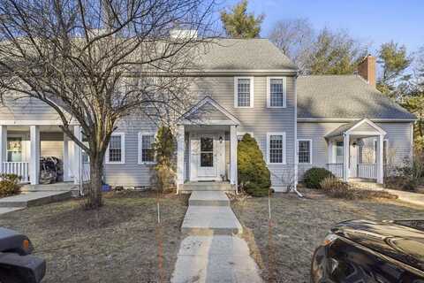 57 Twin Lakes Dr, Halifax, MA 02338