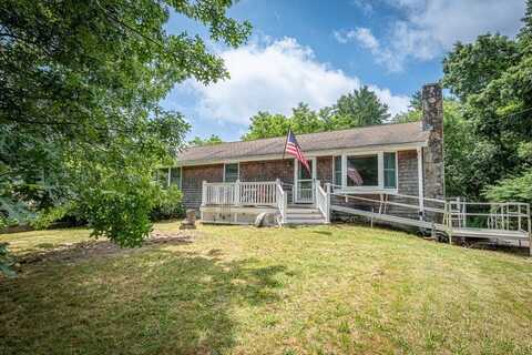 48 Elm St, Berkley, MA 02779