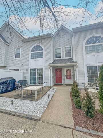 6 Madison Court, Tinton Falls, NJ 07712