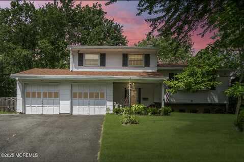 22 Colonial Drive, Matawan, NJ 07747