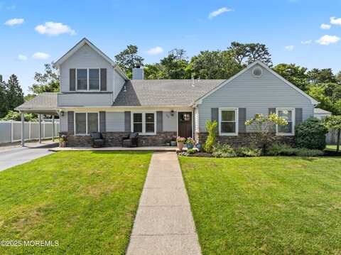 102 Oak Glen Road, Toms River, NJ 08753