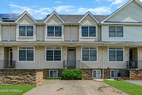 25 Rockefeller Drive, Lakewood, NJ 08701
