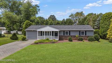 34 Traymore Road, Freehold, NJ 07728