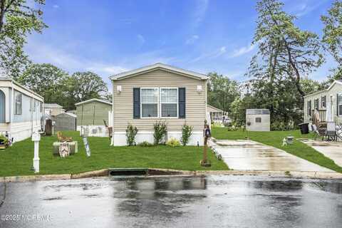 6 Rabbit Court, Whiting, NJ 08759