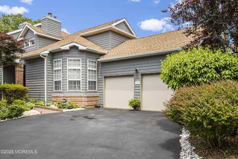 22 Fairway Boulevard, Monroe, NJ 08831