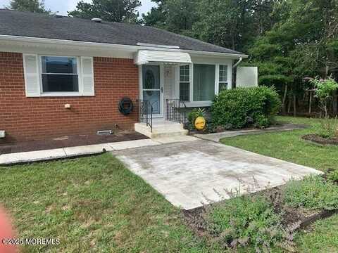14 Potomac Lane, Manchester, NJ 08759