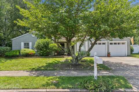 7 Plymouth Drive, Howell, NJ 07731