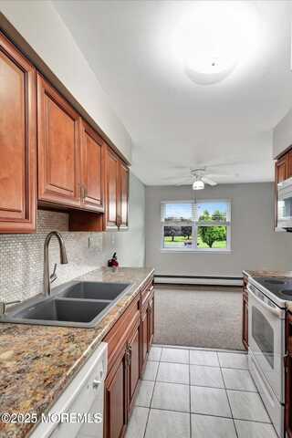43 Manchester Court, Freehold, NJ 07728