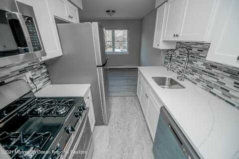 30 Windsor Terrace, Freehold, NJ 07728