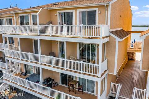 401 Bay Shore Drive, Barnegat, NJ 08005