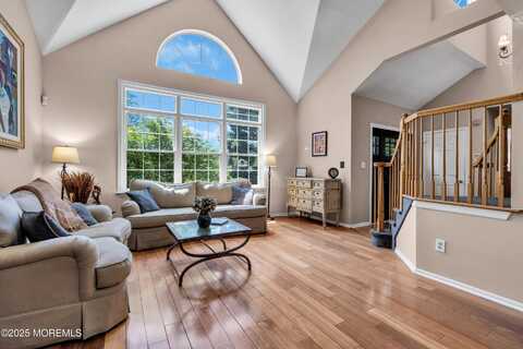 16 Arrowhead Way, Millstone Township, NJ 08535