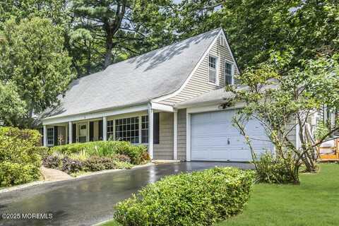 9 Jubilee Circle, Aberdeen, NJ 07747