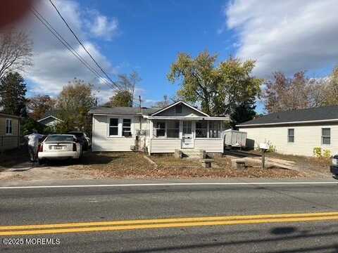 240 Beachwood Boulevard, Beachwood, NJ 08722
