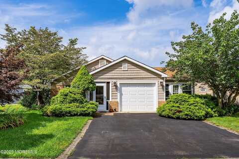 32 Saint Paul Place, Manchester, NJ 08759