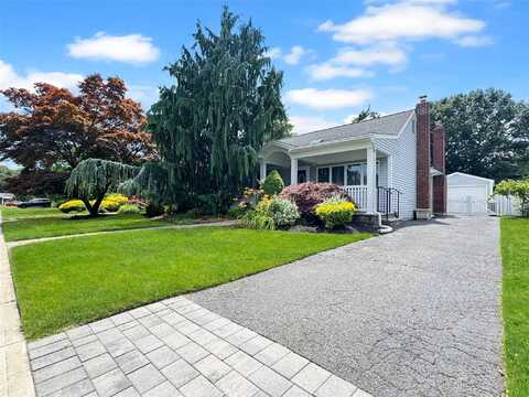 732 Barkley Avenue, East Meadow, NY 11554