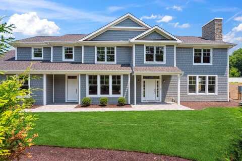 46 Plainview Road, Woodbury, NY 11797