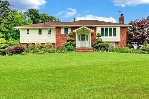 18 Pashen Place, Dix Hills, NY 11746