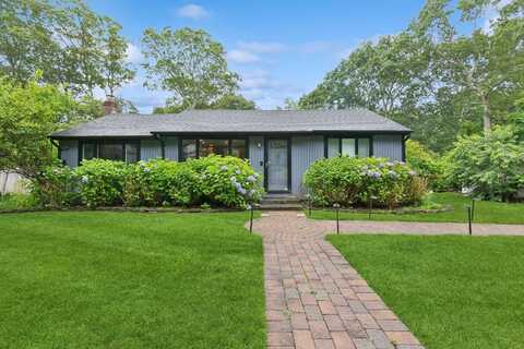 27 Atlantic Avenue, Hampton Bays, NY 11946